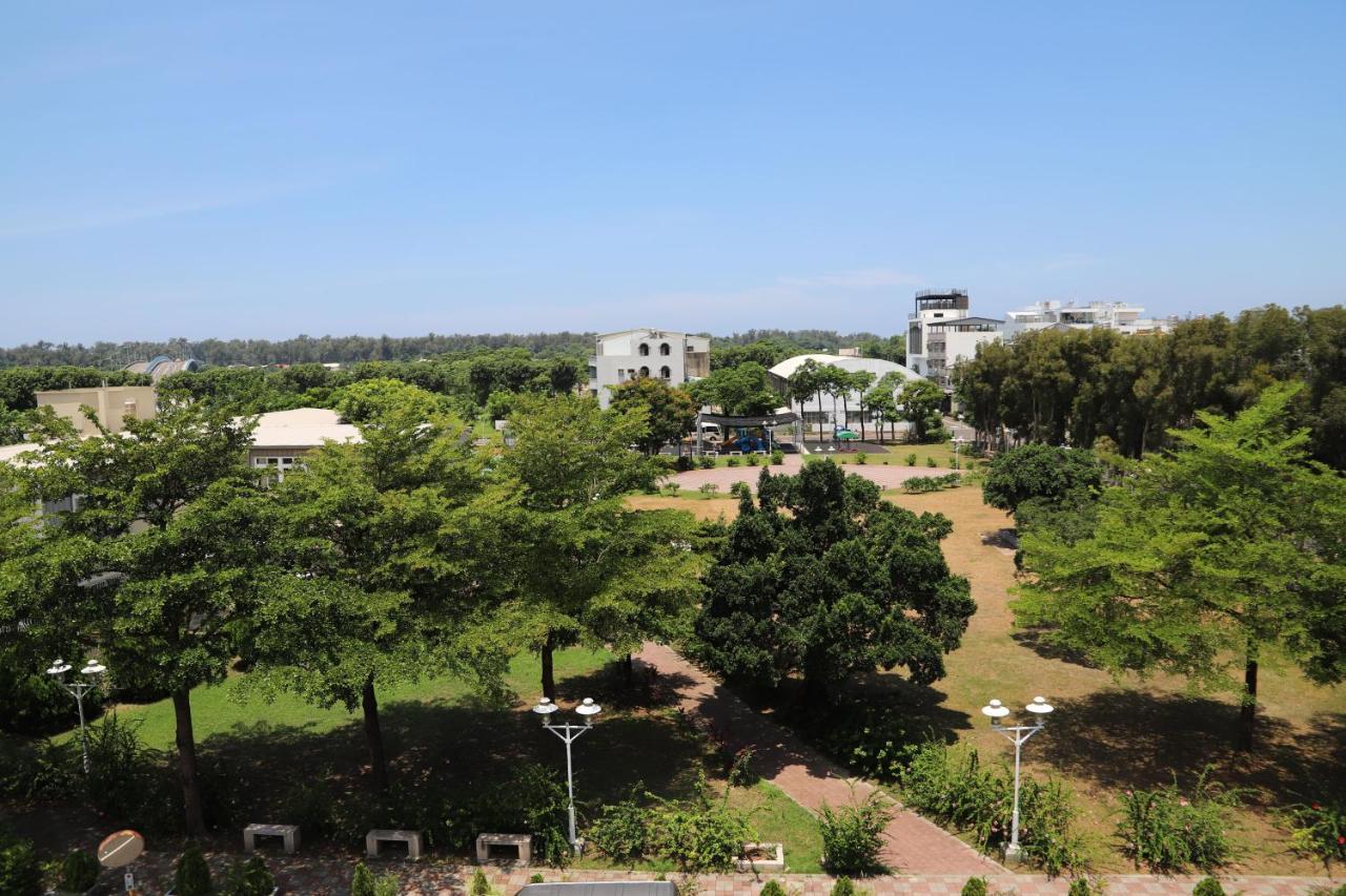 Готель Tainan Julie'S Garden 峰情文旅 Аньпін Екстер'єр фото